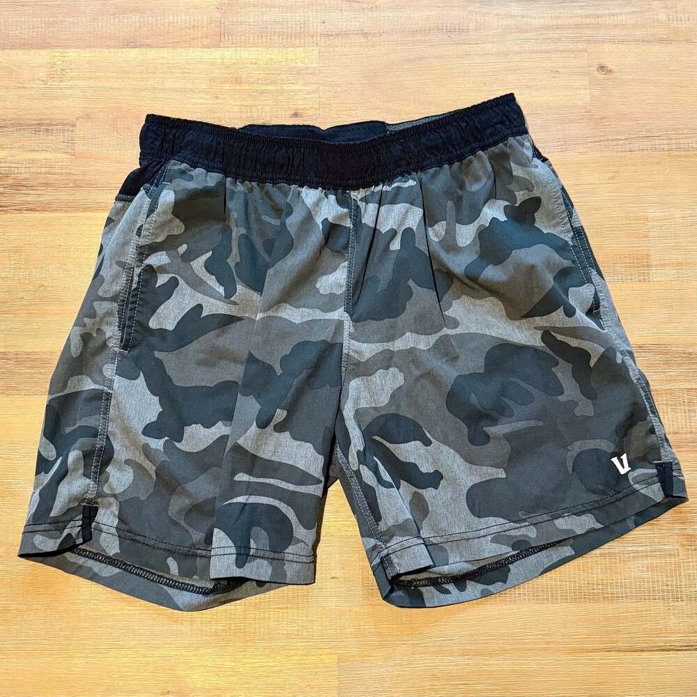 Vuori Men's Grey Camo Athletic Training Shorts Size Medium